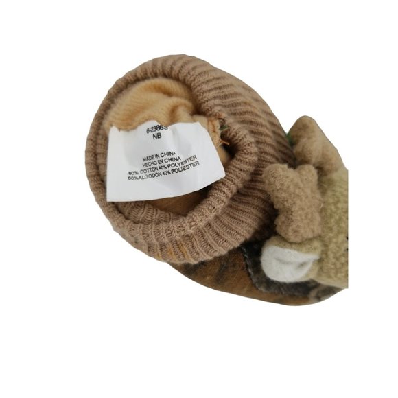 Newborn Deer Camo Bib and Slippers Set Size NB - Picture 4 of 4